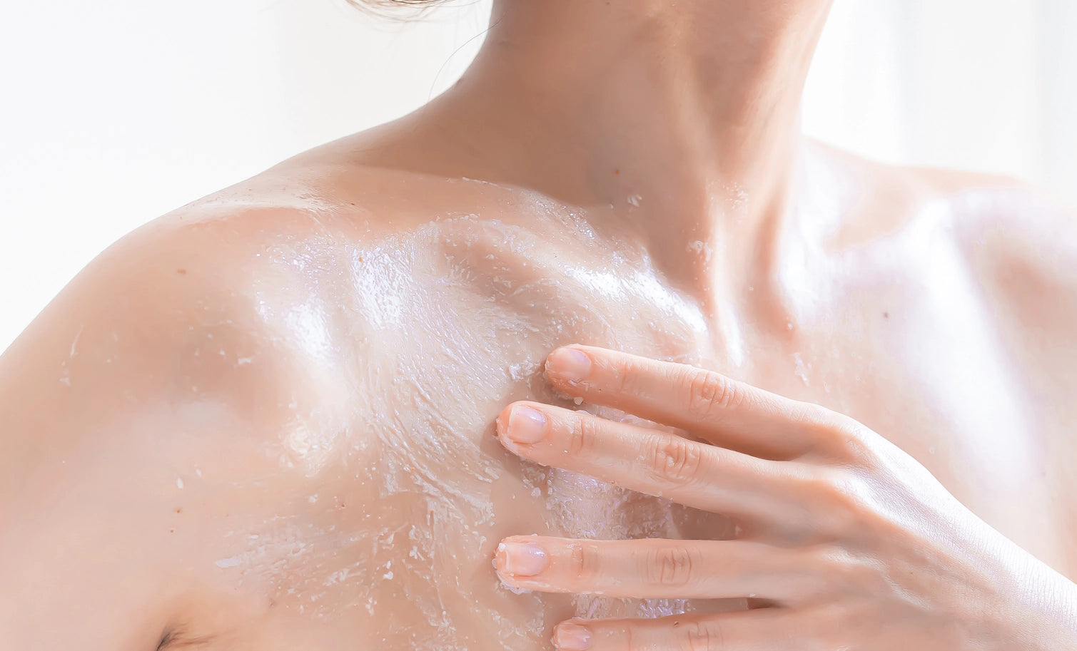 ( 02 ) たっぷりの保湿成分でうるおう